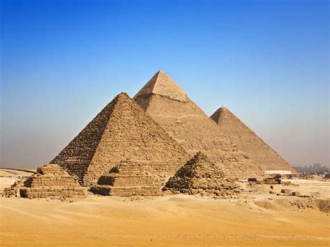 sex on giza pyramid|Egypt investigates photographers Great Pyramid sex photo